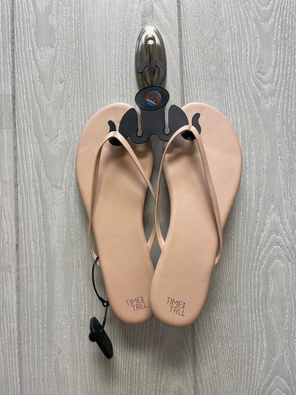 Tan Sandals Flats Time And Tru, Size 10 Online Sale