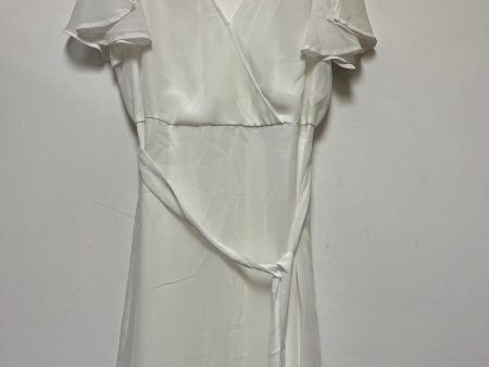 White Dress Casual Short Maurices, Size M Sale