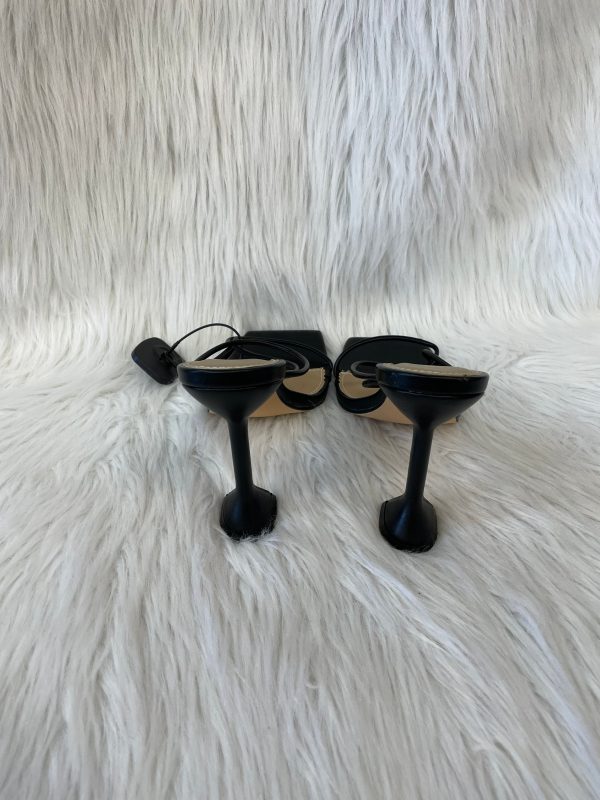 Black Sandals Heels Block Fashion Nova, Size 10 Sale