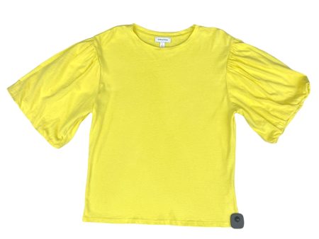 Yellow Top Short Sleeve Nordstrom, Size M For Sale