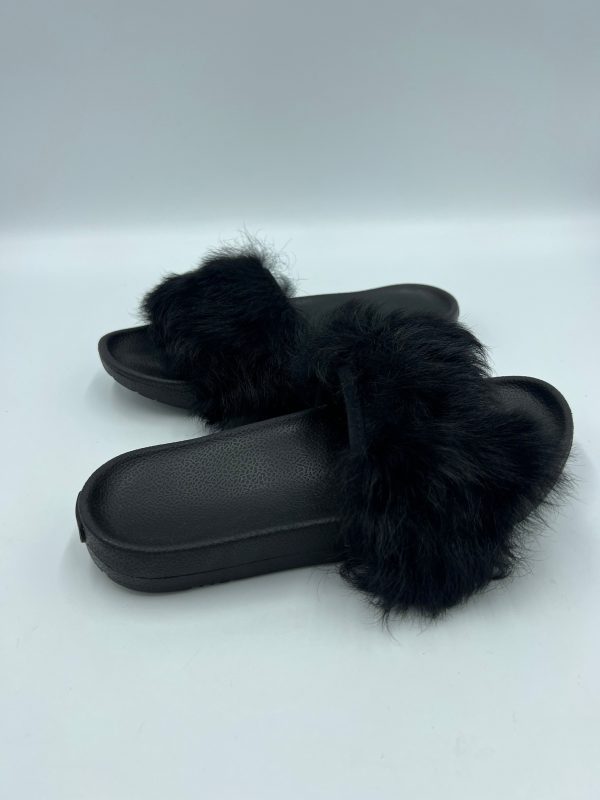 UGG Furry Slides, Size 6 For Discount