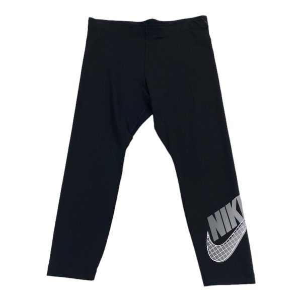 Black Athletic Capris Nike, Size M Online