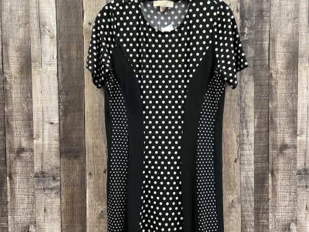 Black & White Dress Casual Midi Michael Kors, Size M For Sale