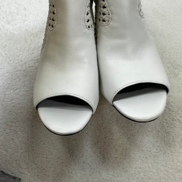 White Boots Ankle Heels Jessica Simpson, Size 8 on Sale