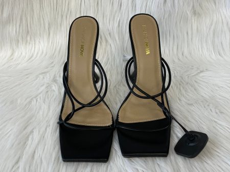 Black Sandals Heels Block Fashion Nova, Size 10 Sale