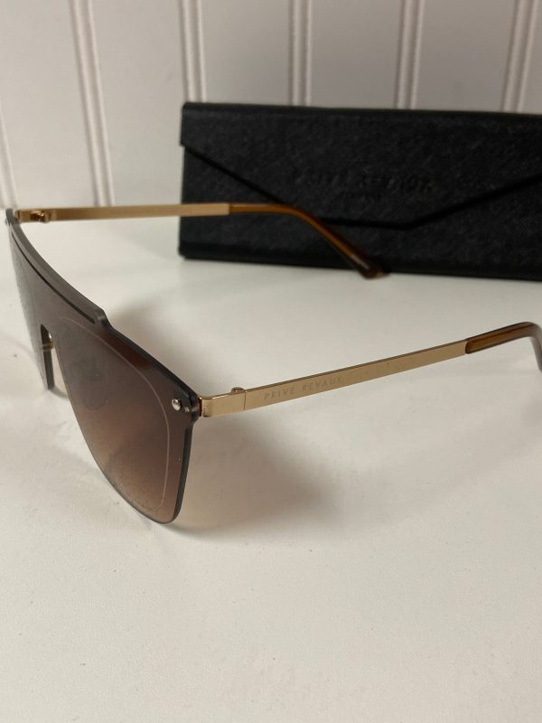 Sunglasses Clothes Mentor, Size 01 Piece Online Hot Sale