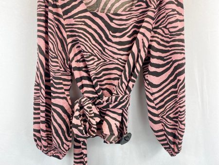 Black & Pink Top Long Sleeve Clothes Mentor, Size S on Sale