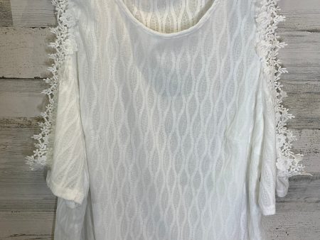 White Top Short Sleeve Clothes Mentor, Size 4x For Sale