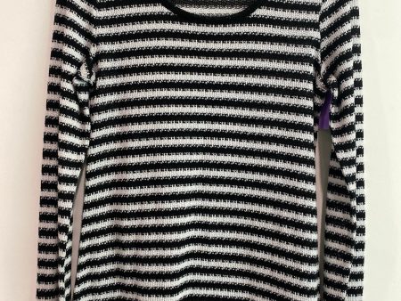 Black & White Top Long Sleeve Bobbie Brooks, Size L on Sale