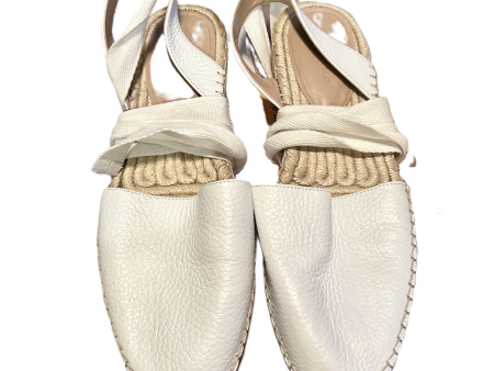 White Shoes Flats By Banana Republic, Size: 9.5 on Sale