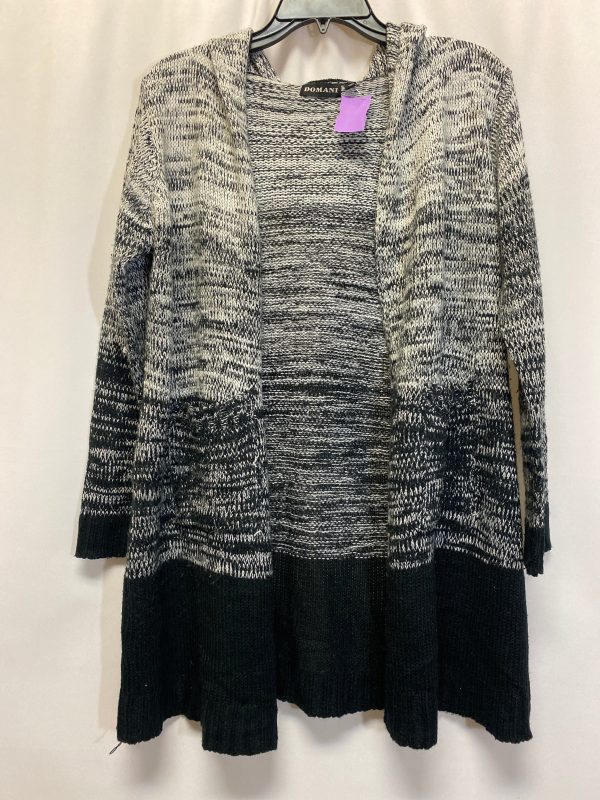 Black & White Sweater Cardigan Clothes Mentor, Size M Cheap