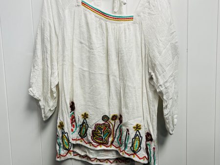 White Top Short Sleeve Clothes Mentor, Size 2x Cheap