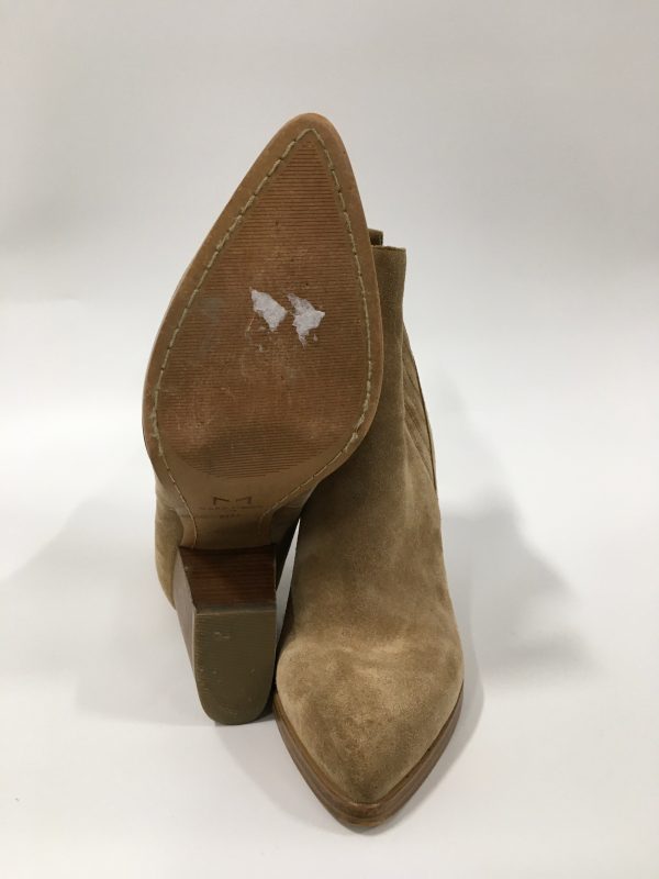 Tan Boots Ankle Heels Marc Fisher, Size 9.5 Hot on Sale