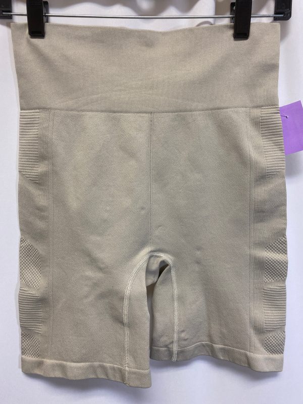 Beige Athletic Shorts Dsg Outerwear, Size S Online