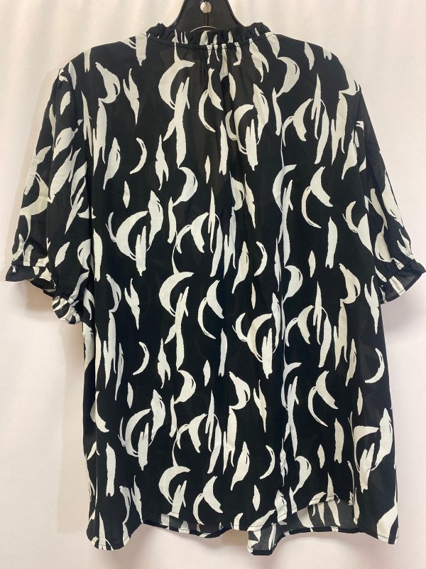 Black Top Short Sleeve Clothes Mentor, Size 1x Online Hot Sale