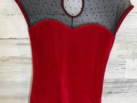 Black & Red Top Short Sleeve Clothes Mentor, Size M Supply