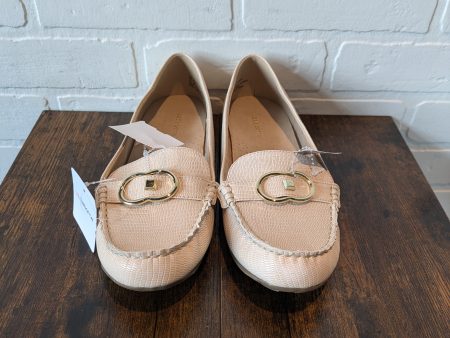 Tan Shoes Flats Liz Claiborne, Size 9.5 on Sale