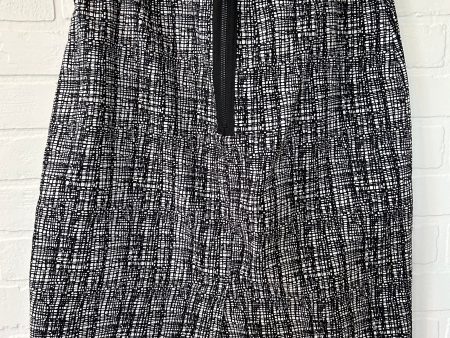 Black & White Skirt Mini & Short Halogen, Size 12petite Hot on Sale