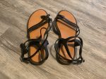 Black Sandals Flats Clothes Mentor, Size 8 Fashion