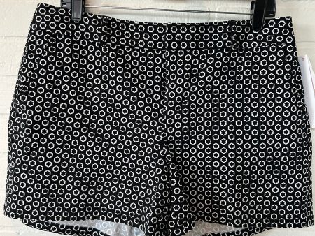 Black & White Shorts Elle, Size 10 Online Hot Sale