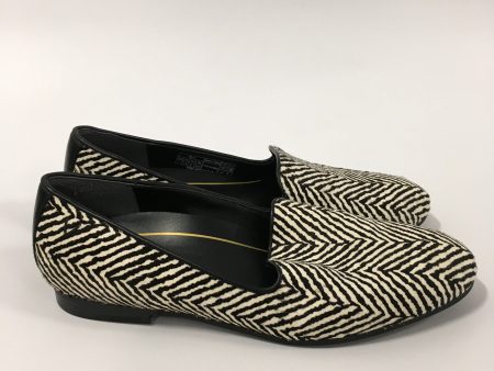 Zebra Print Shoes Flats Vionic, Size 7 Cheap